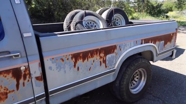 FORGOTTEN 1986 Ford F250. Will it Run and Drive After 20 Years? смотреть онлайн