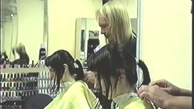 Just A Trim and a Shave . смотреть онлайн