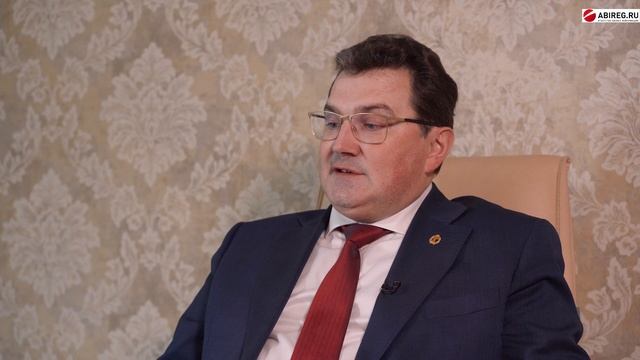 Воронежский адвокат Игорь Татарович: Дробить бизнес законно? смотреть онлайн