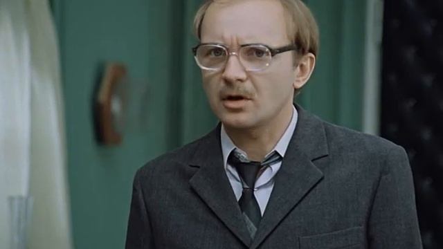 Служебный роман. Отчёт смотреть онлайн