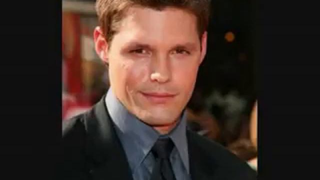 Justin Bruening смотреть онлайн