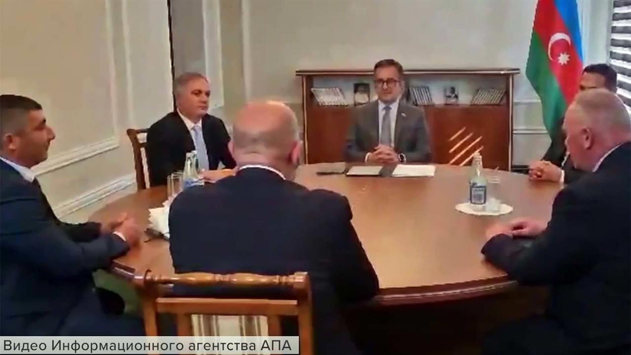 СМИ сообщают о новом раунде переговоров между Баку и армянами Карабаха