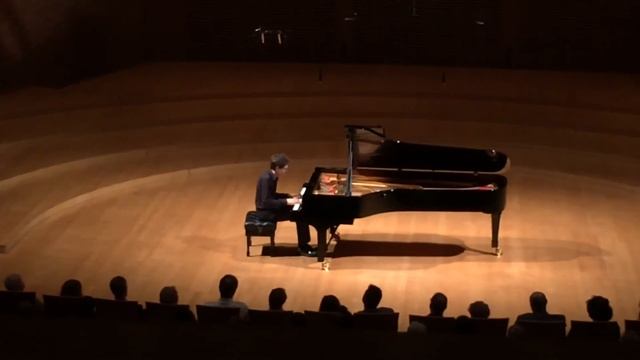 Люка Дебарг, концертный зал Мариинского театра смотреть онлайн