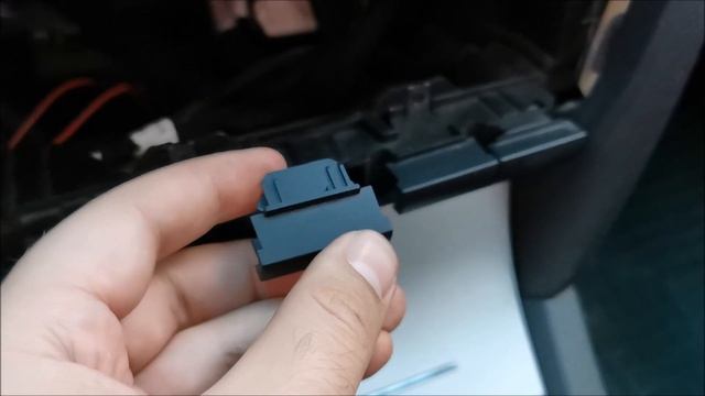 Skoda Octavia 2 Facelift - How To Retrofit TPMS (button Install And Activation)