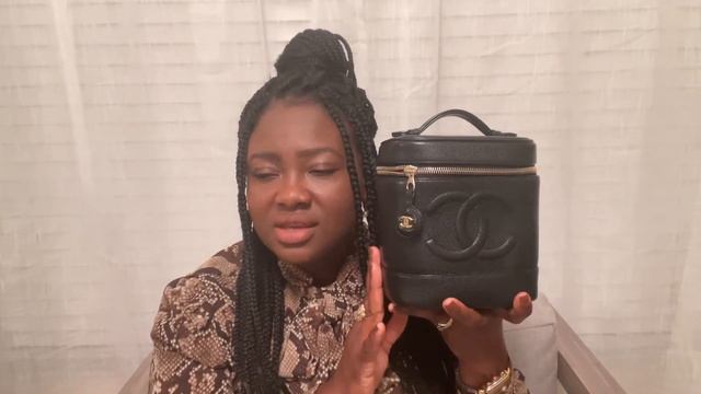 Vintage Chanel| Vintage Chanel Timeless Caviar Vanity смотреть онлайн