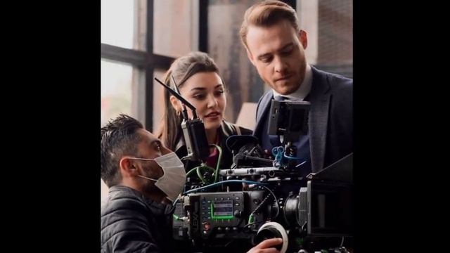 When she saw Kerem Hande like that, she didn't know what to do, she just hugged her. смотреть онлайн