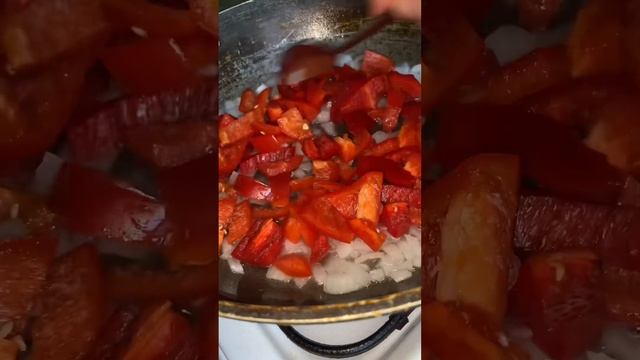 Что приготовить на обед или ужин? Сытно и вкусно) Готовьте поэтапно и будет вуаля? смотреть онлайн