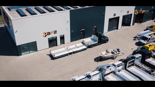 Mercedes Sprinter 519 907 Mini Truck Semi Trailer By BFZ Autotransporter Minisattel Mit Auflieger