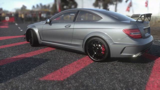 Mercedes C63 AMG - 6,3 Liter V8 Saugmotor смотреть онлайн