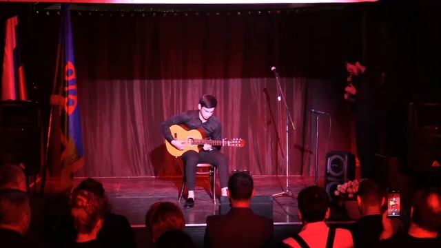 Илья Юрченко 16 лет. Гитарист смотреть онлайн