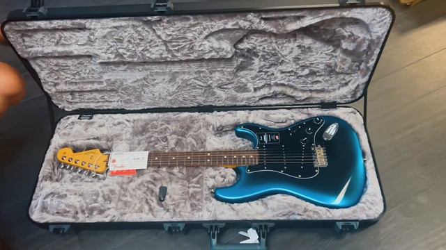 New Fender Stratocaster American Professional II Dark Night arrived! смотреть онлайн