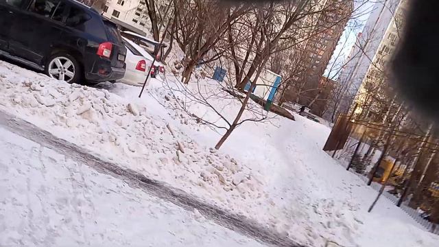 Пешком от школы до дома номер 52 смотреть онлайн