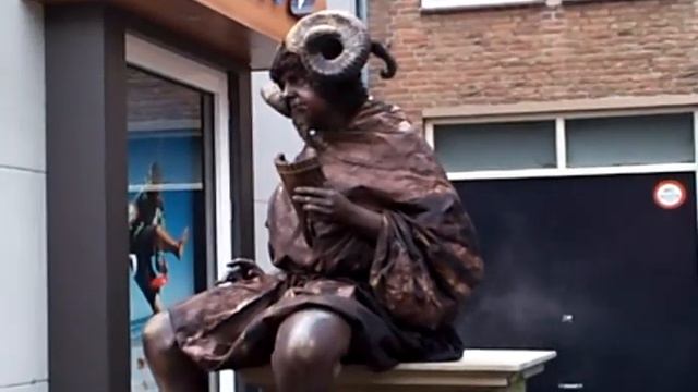 Праздник в Нидерландах смотреть онлайн