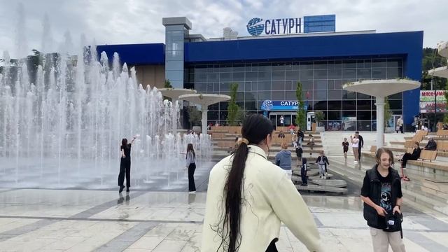В Крыму открылся первый офис СБЕРБАНКА. За 7 дней построили здание банка в Ялте. Крым СЕГОДНЯ 2023 смотреть онлайн