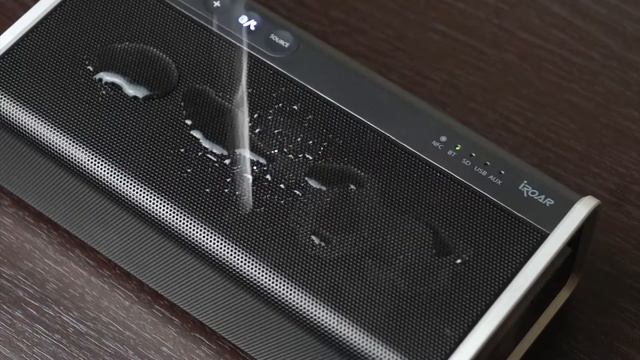 Creative iRoar Go (тест защиты от влаги/waterproof test) смотреть онлайн