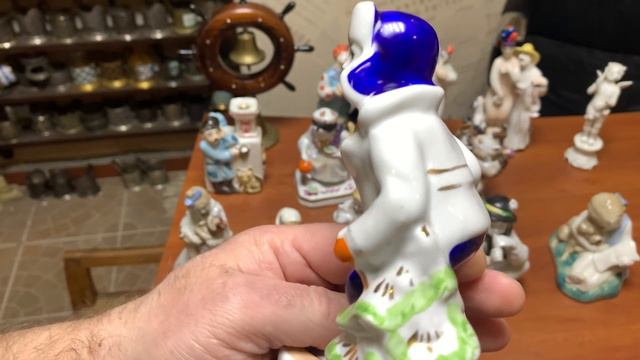 Одной любовью сыт не будешь! Любовь приходит и уходит, а кушать хочется всегда! смотреть онлайн