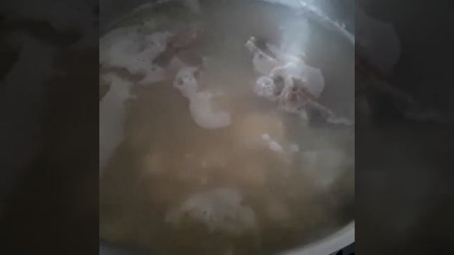 Огірковий суп.