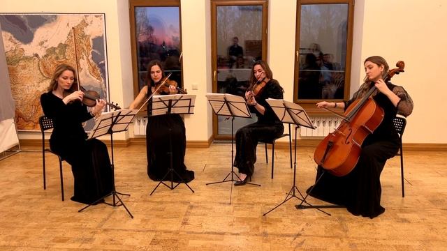 Квартет Либеро - Чайковский - Танец феи драже смотреть онлайн