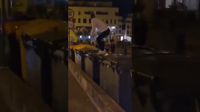 Исполнил парень смотреть онлайн