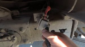 Затормаживается на ходу временами прицеп