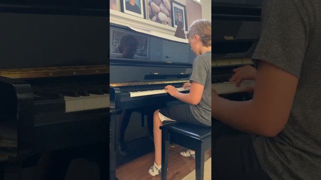 Rush E but it gets slower instead of faster смотреть онлайн