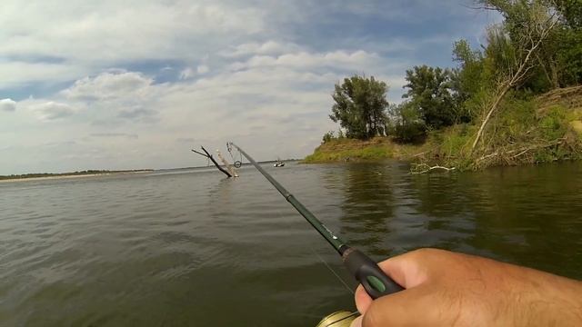 Спиннинг для ловли жереха и селёдки смотреть онлайн