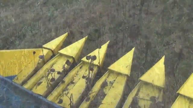 Жатка для уборки подсолнечника SunMaster 870 смотреть онлайн