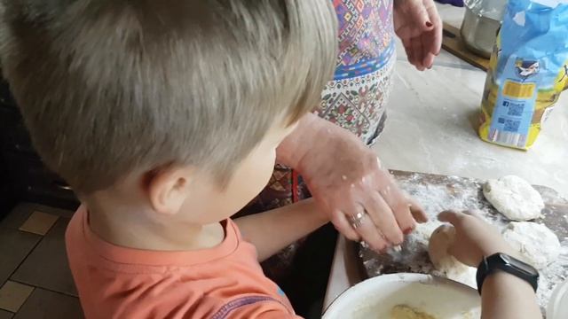 Готовим Картопляники смотреть онлайн