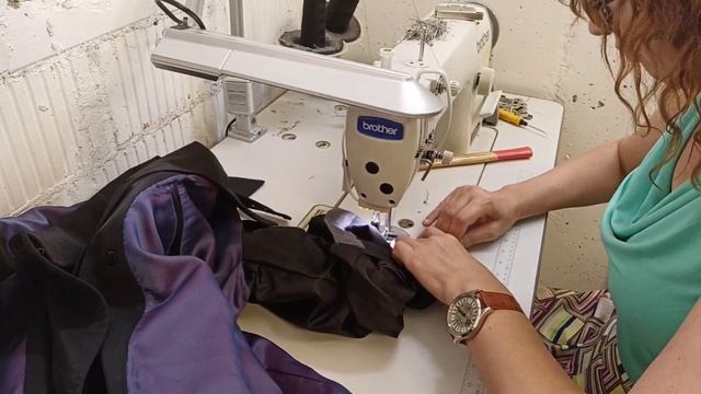 Мастер класс: как укоротить рукава в плаще с патой смотреть онлайн