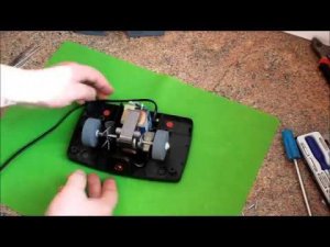 Разборка электрической ножеточки.