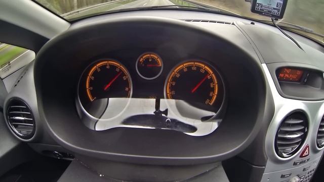 Opel Corsa 1.4 Acceleration 0-100 Top Speed Run смотреть онлайн