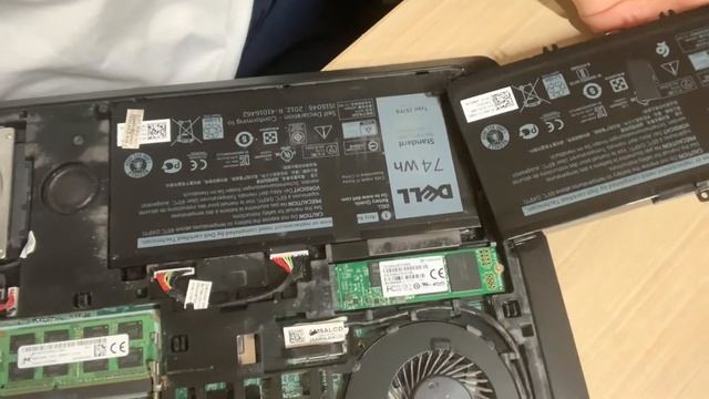 DELL Inspiron 7559 Battery Replacement смотреть онлайн