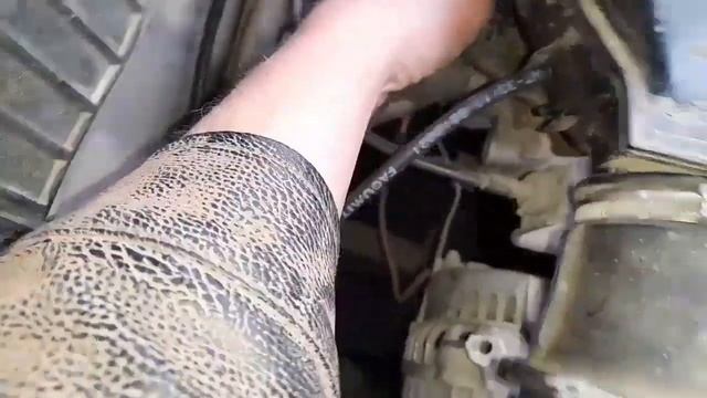 Троит двигатель.Вот ещё одна причина. Опель Вектра а 1.6 смотреть онлайн