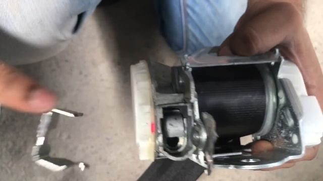 How to Unlock Locked Seat Belts after Accident Repair Easy Fix смотреть онлайн