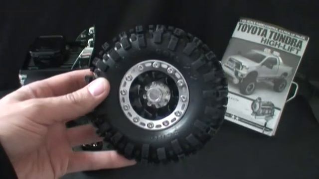 RC ADVENTURES - 2.2 TAMIYA HIGH LIFT 4x4 CUSTOM BUILD VIDEO SERIES # 3 смотреть онлайн