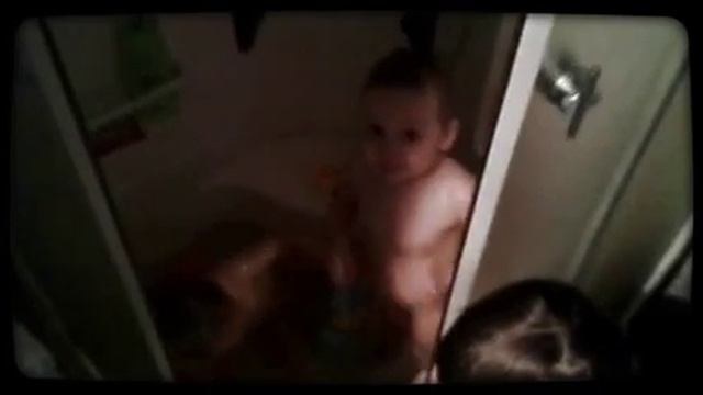 Купание малышей  (Created With @Magisto)