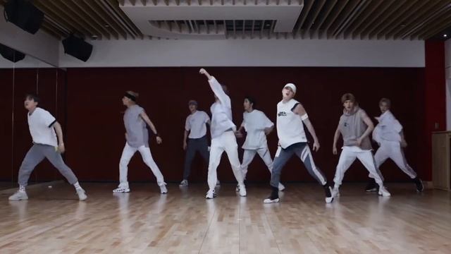 Stray Kids Easy Chorus (Mirrored) смотреть онлайн