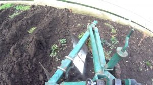 Синтай 120. Последняя пахота уходящего сезона. Главное преимущество минитрактора.