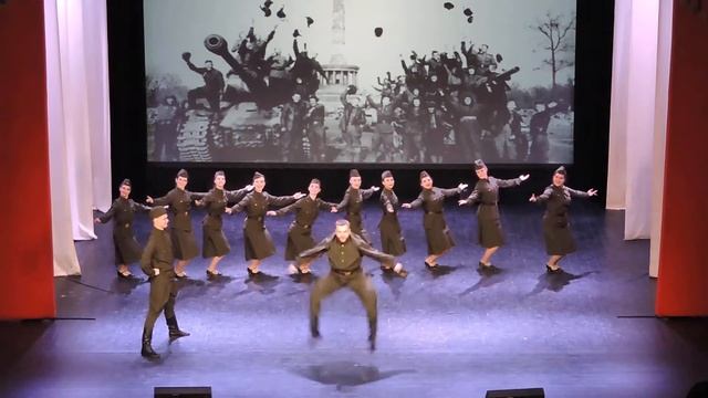 Ансамбль народного танца «Яблонька» - «Военная пляска» (2021) смотреть онлайн