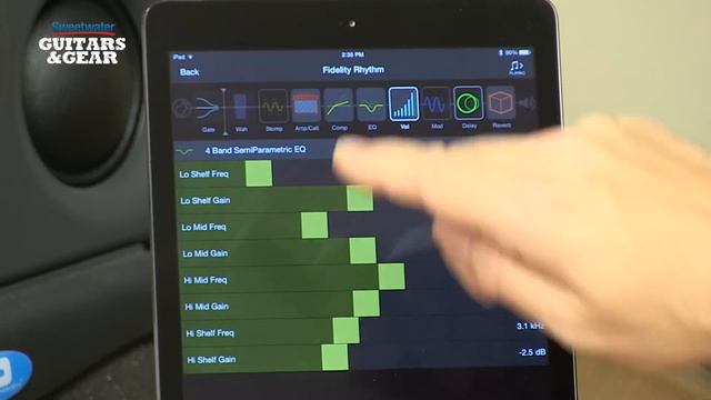 Line 6 AMPLIFi TT Desktop Guitar Effects Processor Review by Sweetwater смотреть онлайн