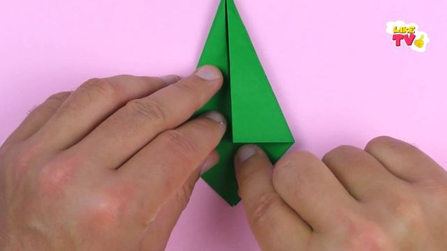 Оригами ёлочка из бумаги. Как сделать елку из бумаги без клея своими руками. Новогодняя поделка смотреть онлайн