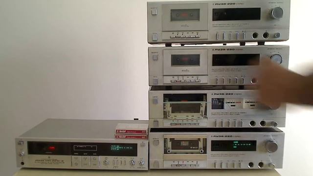 How to clean a tape in a cassette смотреть онлайн