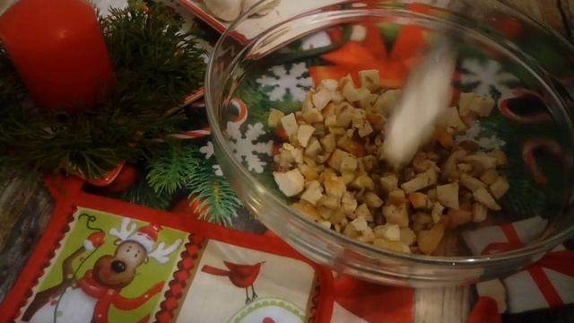 Новогодний стол. Три салата быстро и вкусно.?Красное море. Рыба в пальто. Тарталетки с начинкой. смотреть онлайн