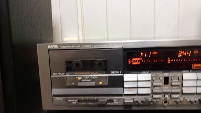Yamaha KX-T900 смотреть онлайн