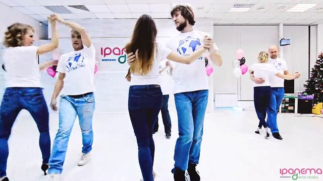 [New Year Show] Samba de Gafiera Flashmob @ dance studio «Ipanema Novosibirsk» смотреть онлайн