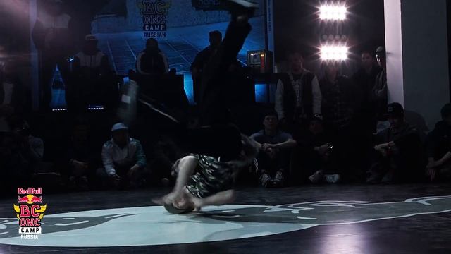 Cyga (OBC) vs Milky Rock (OBC) | 1/8 Qualifier for Red Bull BC One Russian Cypher 2017 смотреть онлайн