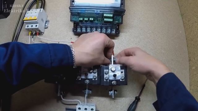 Подключение трёхфазного счетчика через трансформаторы тока. смотреть онлайн