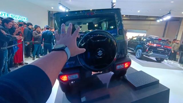 Detailed Review of Jimny 2023 ?| MARUTI SUZUKI #marutisuzuki #jimny #jimny2023 #autoexpo2023 смотреть онлайн