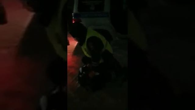 Это УЖЕ перебор от сотрудника ДПС смотреть онлайн