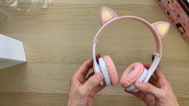Распаковка Наушников С Ушками с Ozon. смотреть онлайн